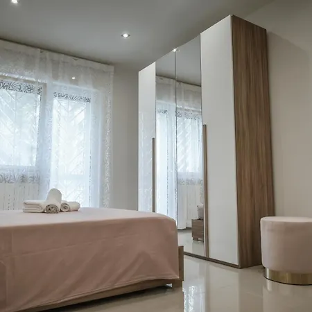 L'albero Di Giada Rum i privatbostad *